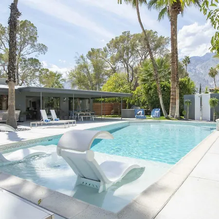 Villa West Elm House: The Seven-Eighty